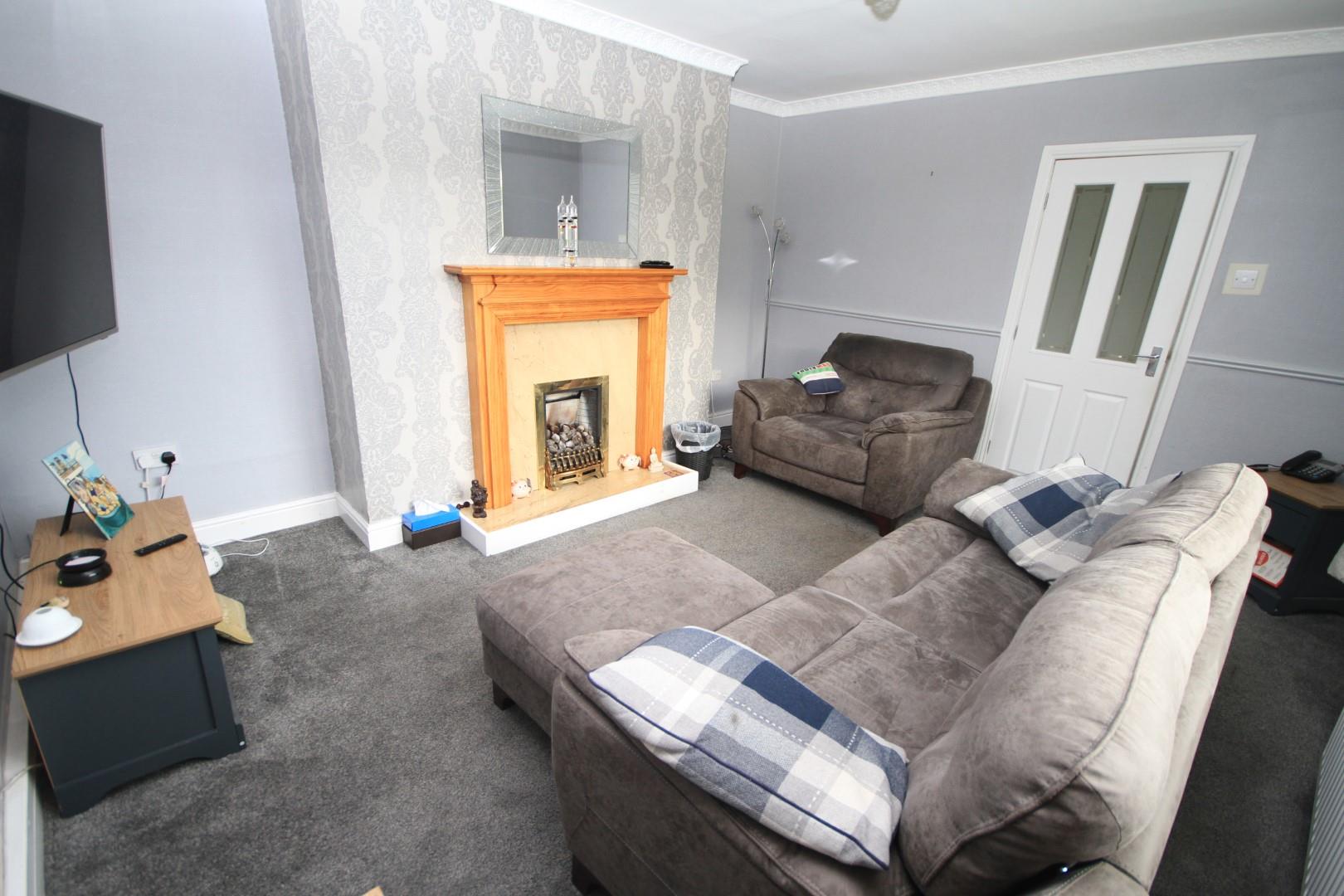 Farm Hill Road, Thorpe Edge, Bradford Sugdens Estate Agent